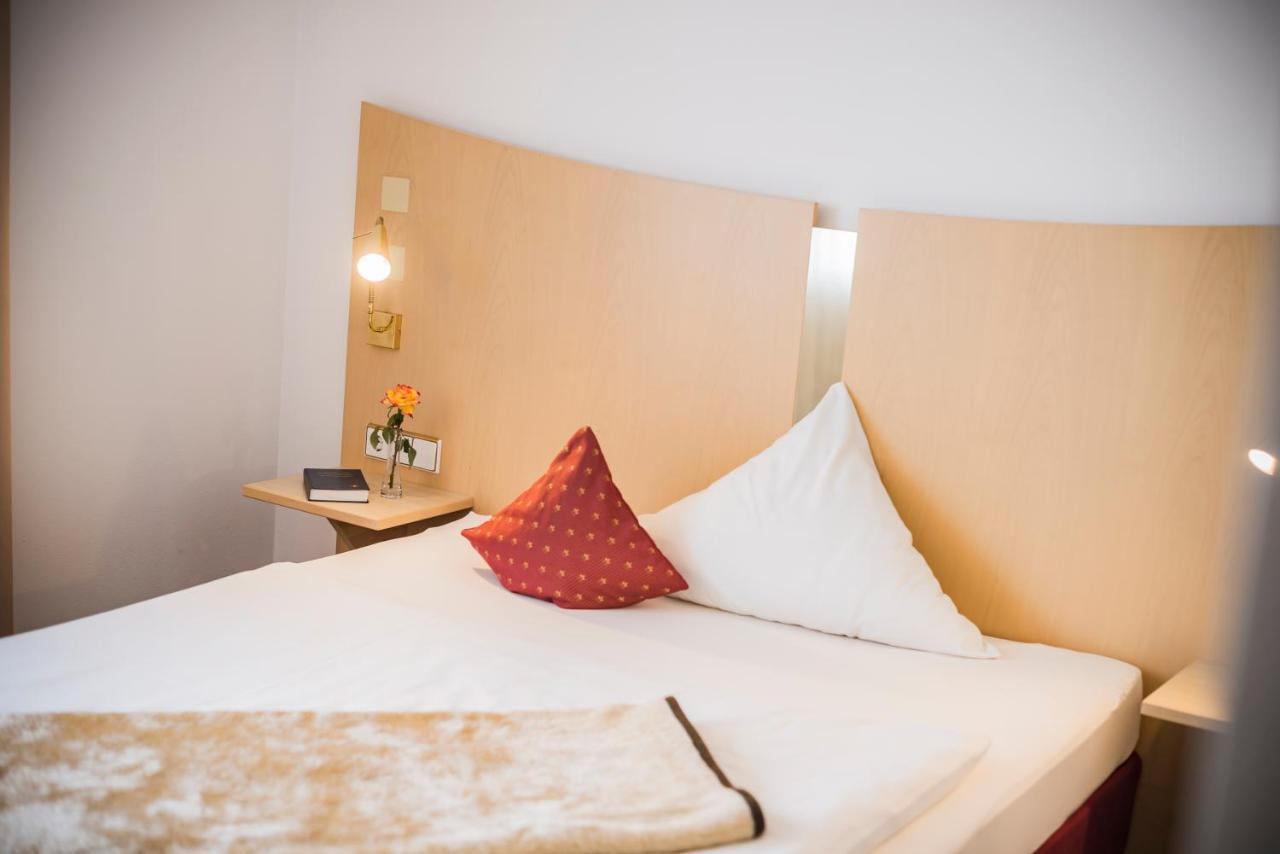 City-Hotel Garni Neu-Ulm Ngoại thất bức ảnh